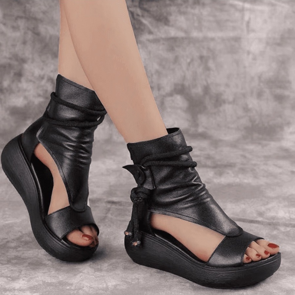 Gladiator sandals with back zipper